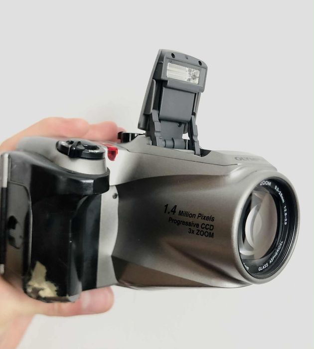 Aparat foto retro Olympus Camedia C-1400XL