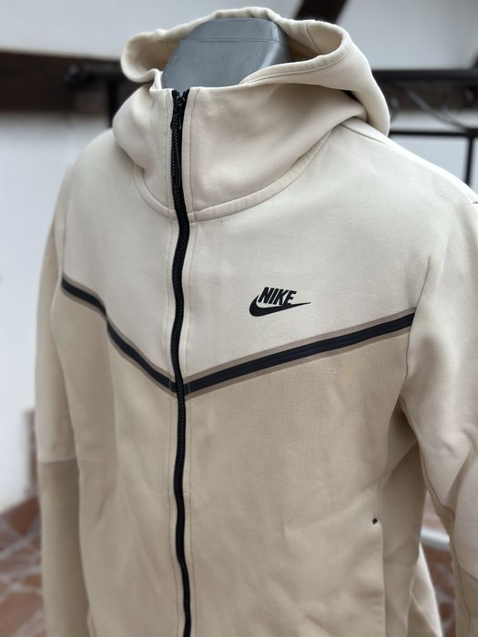 Nike tech fleece cream begie tracksuit Оригинално! CU4489-234