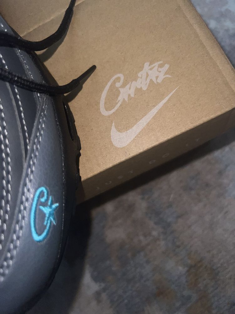 Обувки Nike 95 & corteiz 40 номер