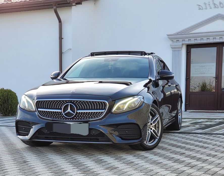 Vând Mercedes Benz E class