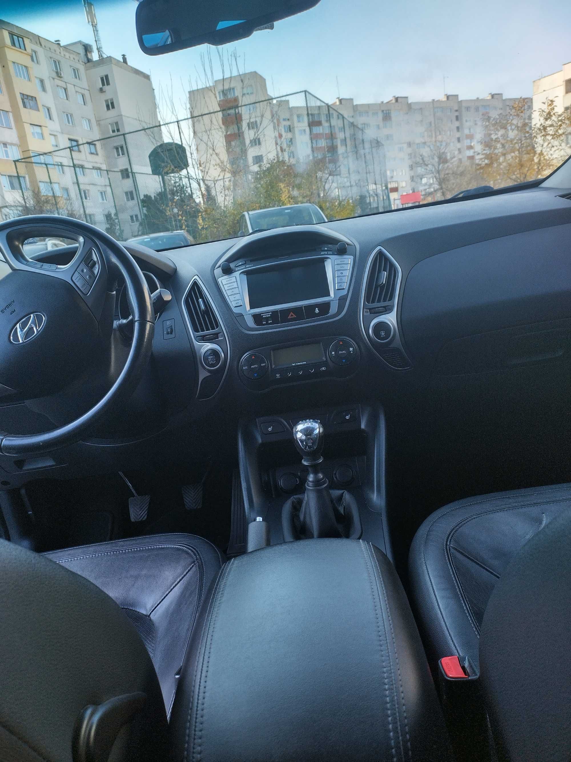 Хюндай ix35 с регистрация, 4x4, дизел 136к.с., панорама