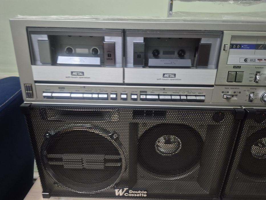 Кассетная магнитола Sharp