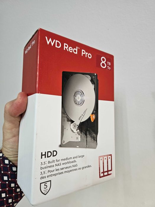Hdd Red 8 Pro 8tb nou la cutie.