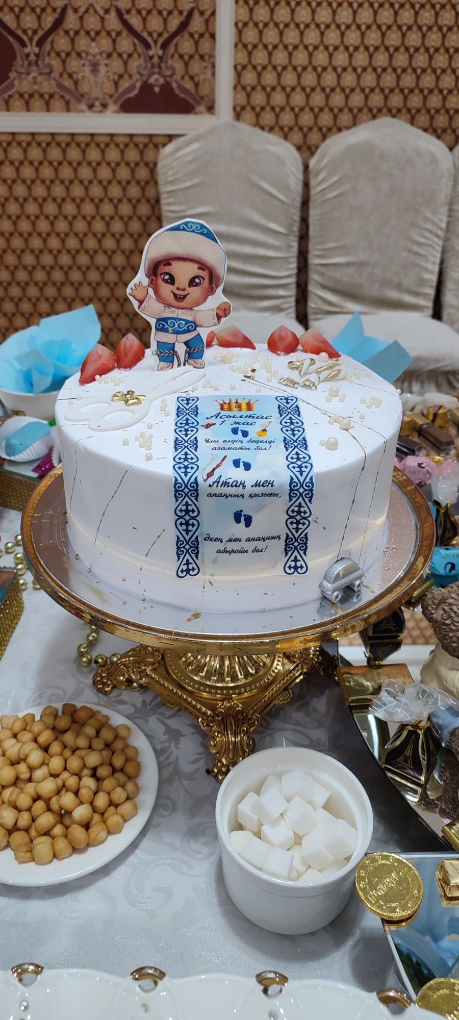 Чайный стол под ключ
