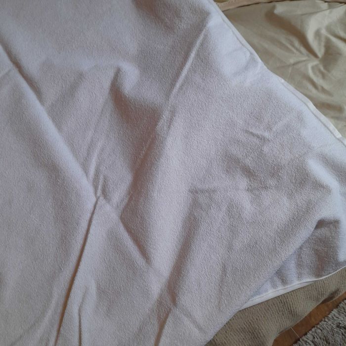 непромокаеми протектори за единични легла 150/200