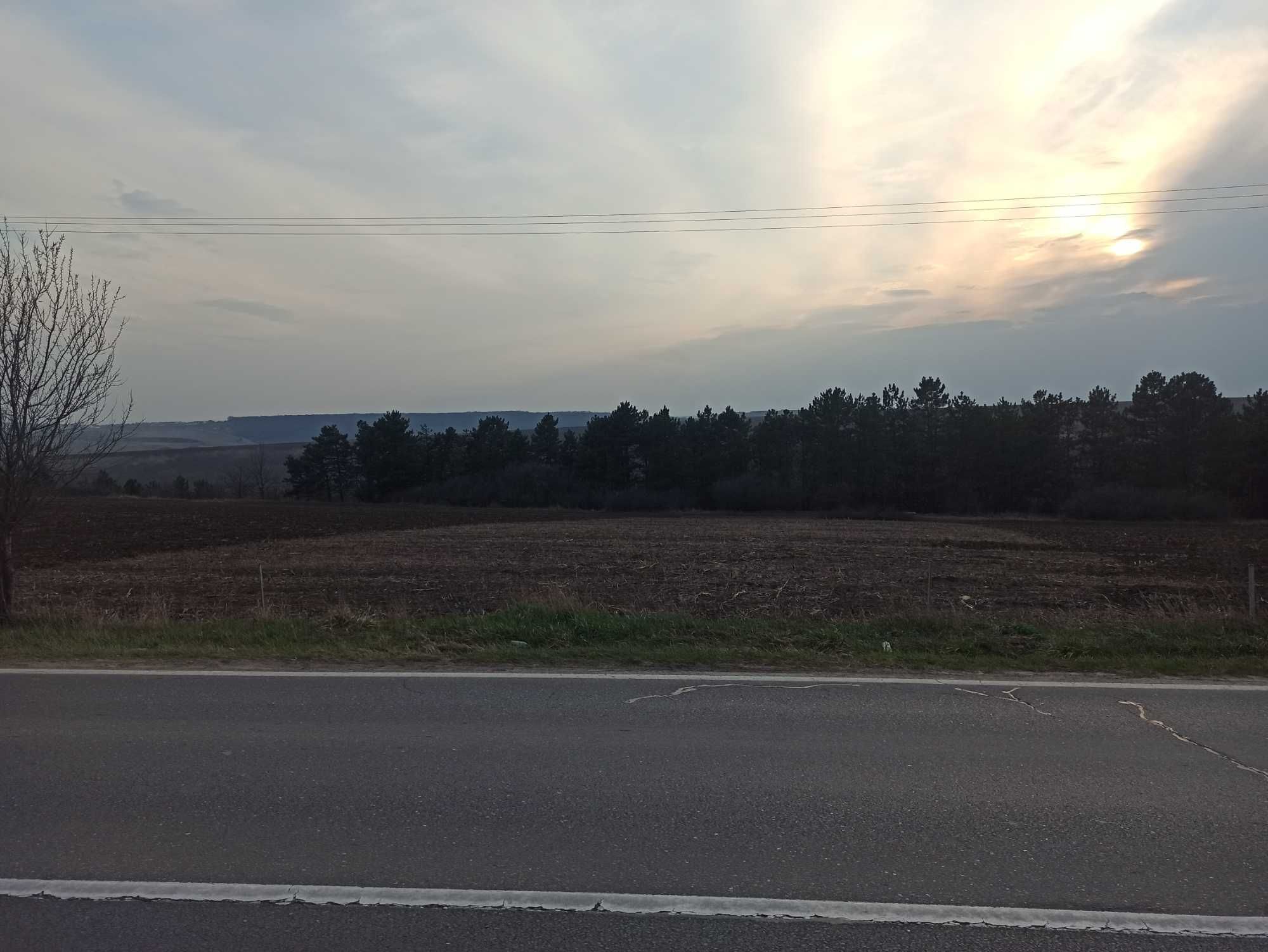 Teren extravilan 1585 M2 în Popricani DN24C