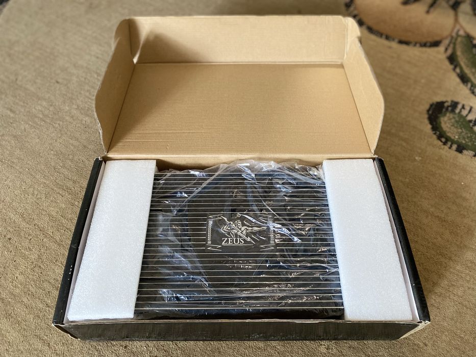 Zeus 4.150 usilitel sotiladi.