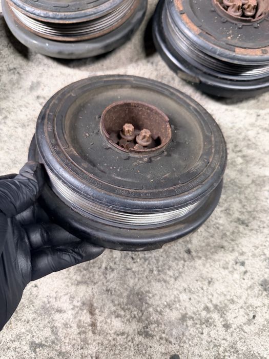 Fulie motor fulie vibrochen bmw f10 f11 f07 e90 e91 e92 3.0d n57 245cp