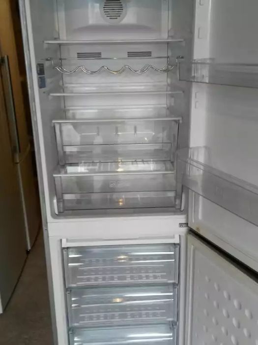 хлъдилник беко докаран от германия цената е без коментар