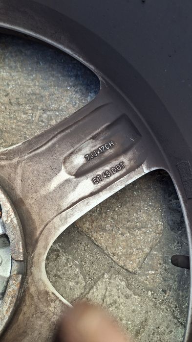 Алуминиеви джанти с гума за Toyota
