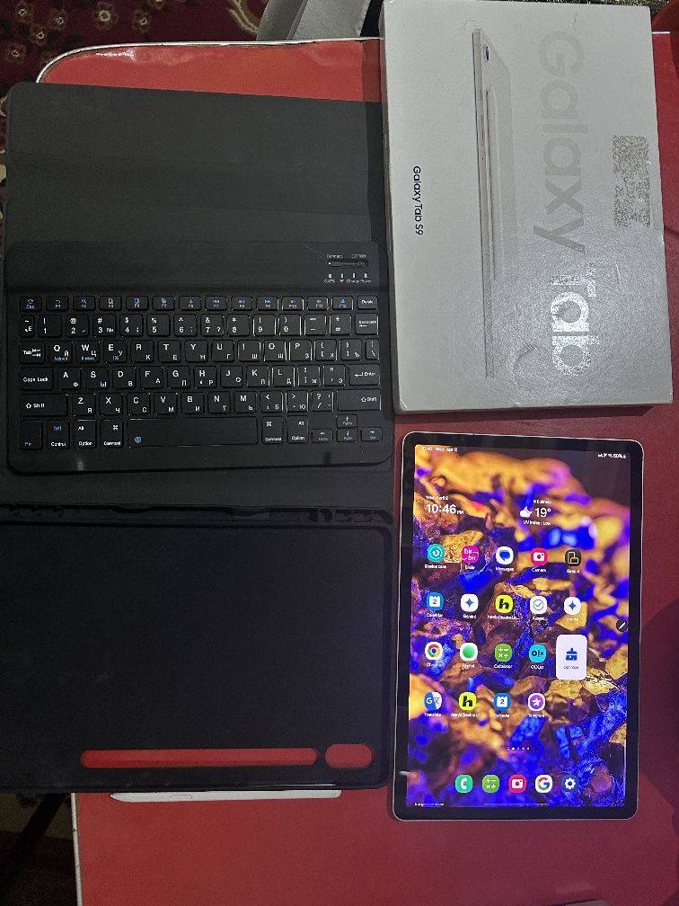 Tab s9 WIFI 12/256gb lik KAMI YO'Q OBMEN YO'Q