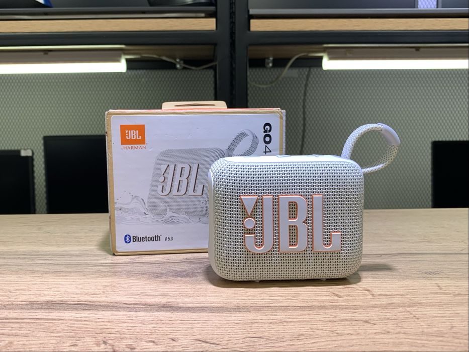 Портативная колонка JBL GO4, белый, 4.2 Вт RMS, 1117/A10