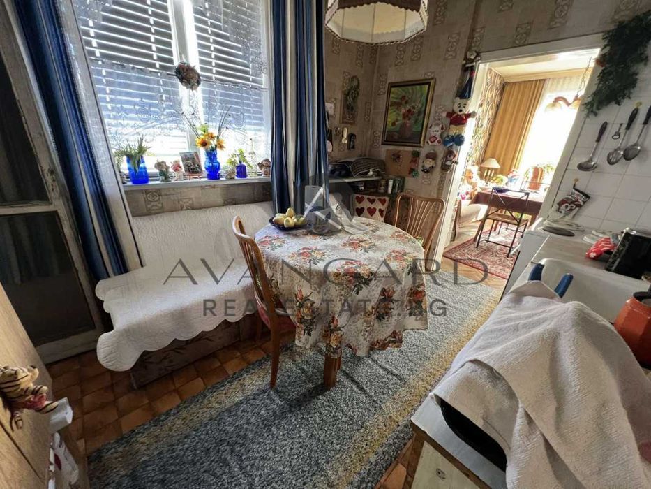 оф.18648 Многостаен/ Водната палата