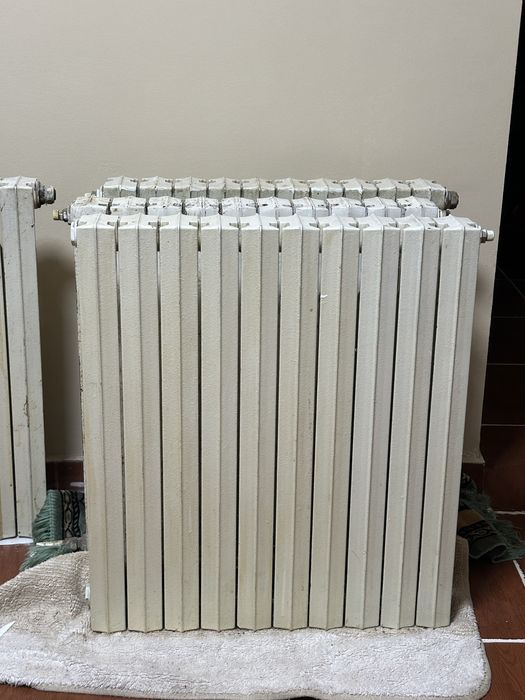 Calorifer – foarte bun, greu și din metal