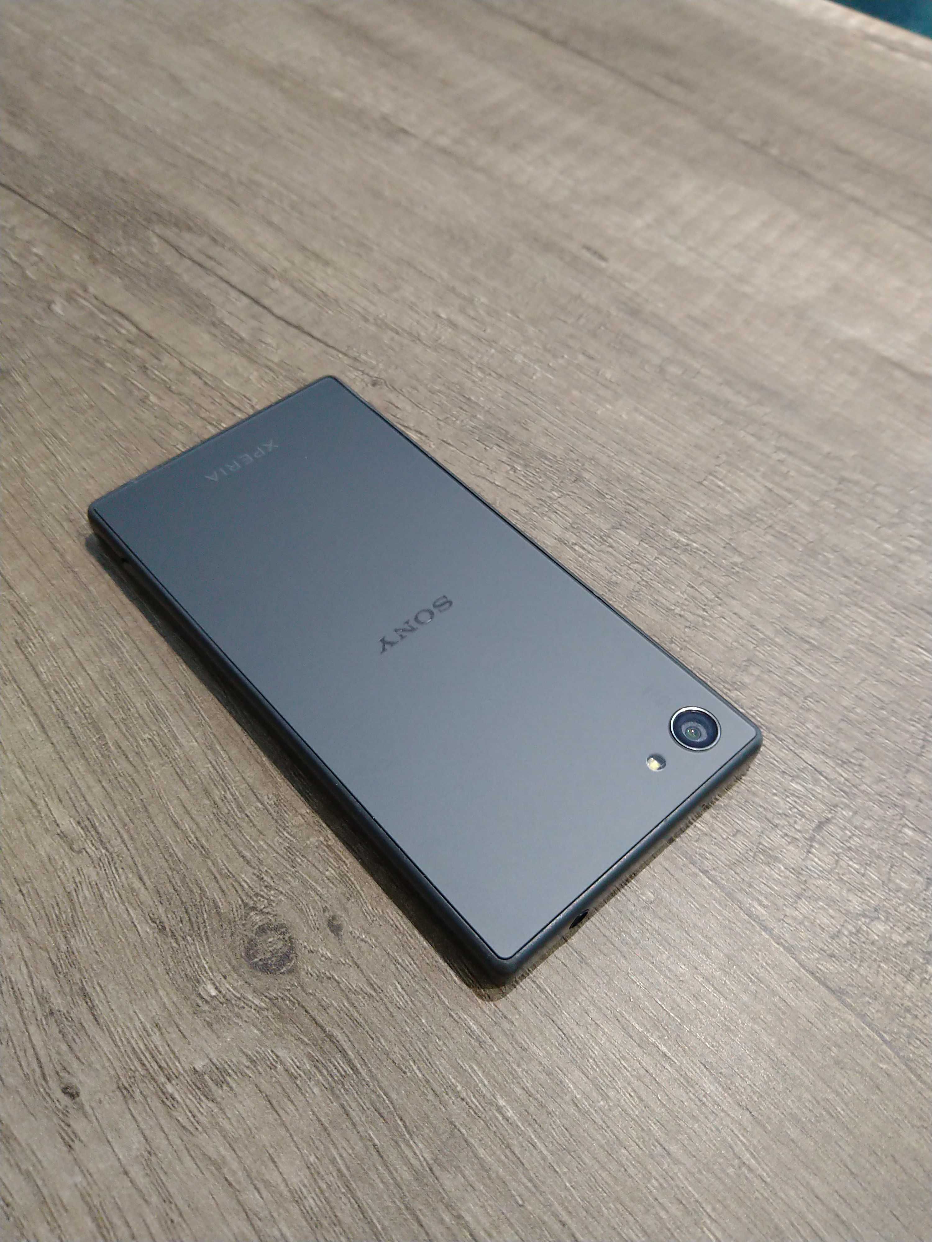 Sony XPERIA Z5 Compact