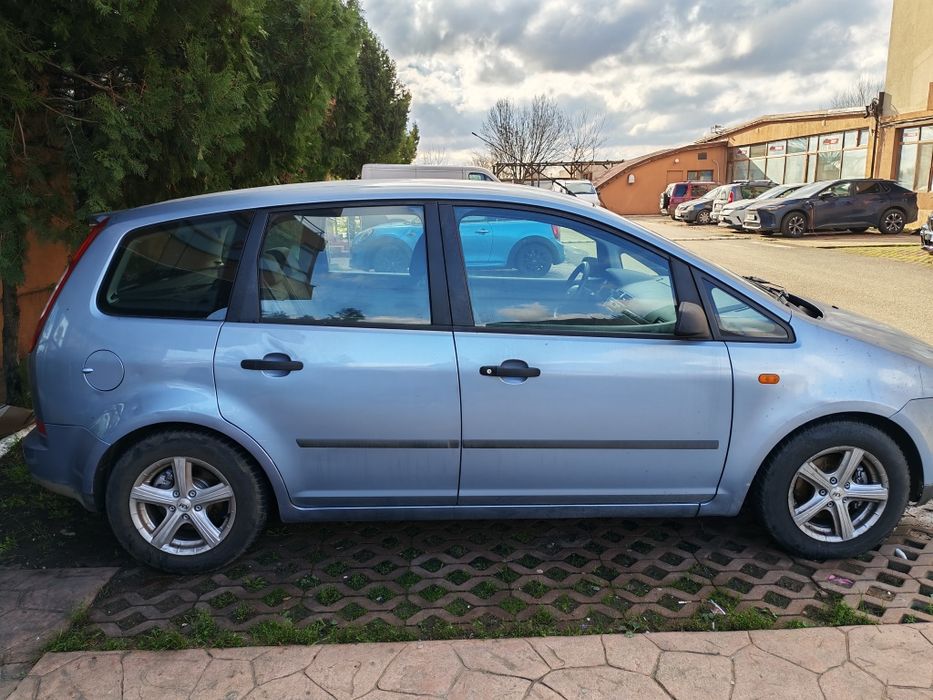 Vând Ford c max 2004 1.6 benzină
Mașina ta are 151.321 km reali și est
