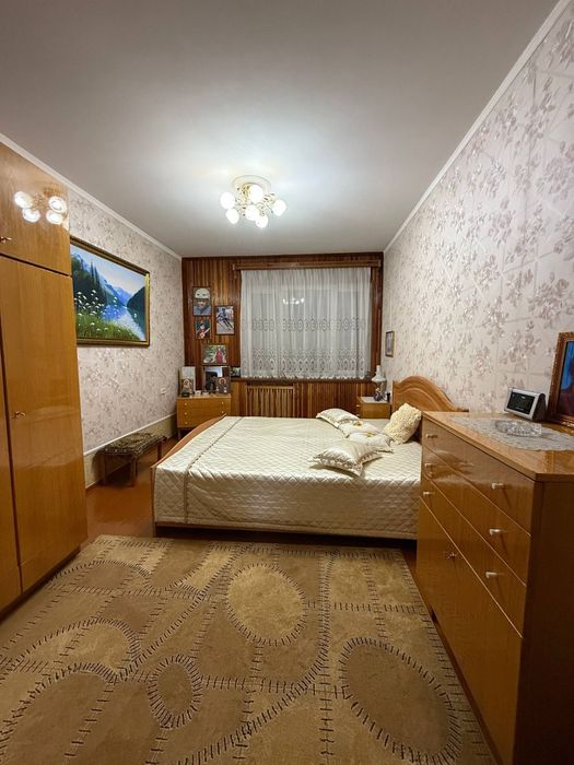 Продаётся 3х комнатная квартира Юнусабад 13 квартал