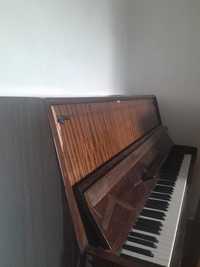 Пианино 3 педальное