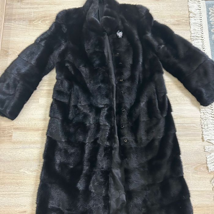 Продам норковую шубу