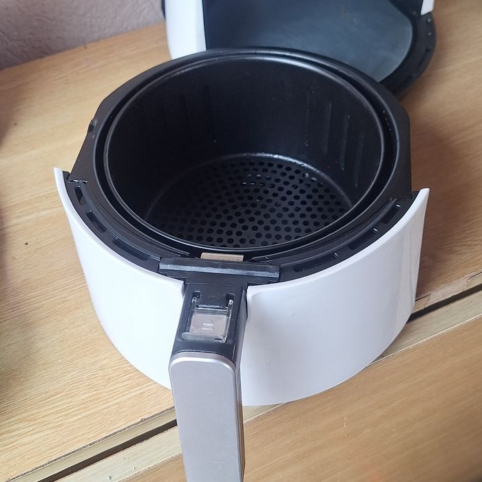 Air fryer (fripteuza)