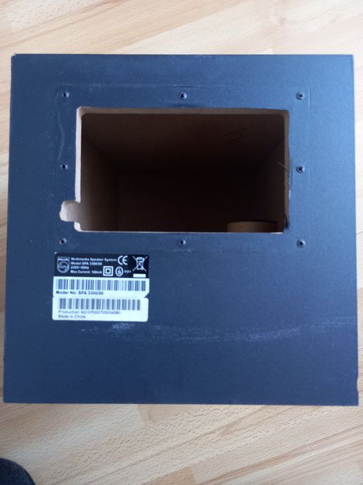 Vînd Schimb Cutie Subwoofer Philips