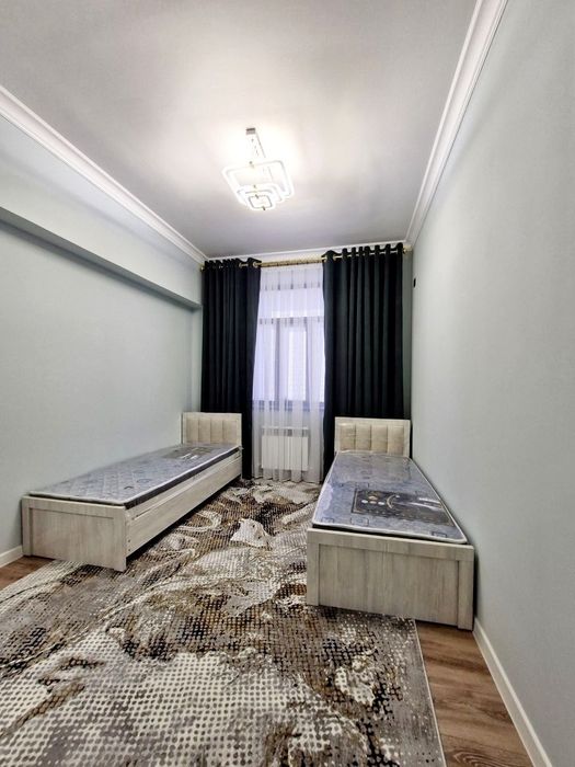 3 комнатная квартира на 3 этаже в Новостройке Рудакий