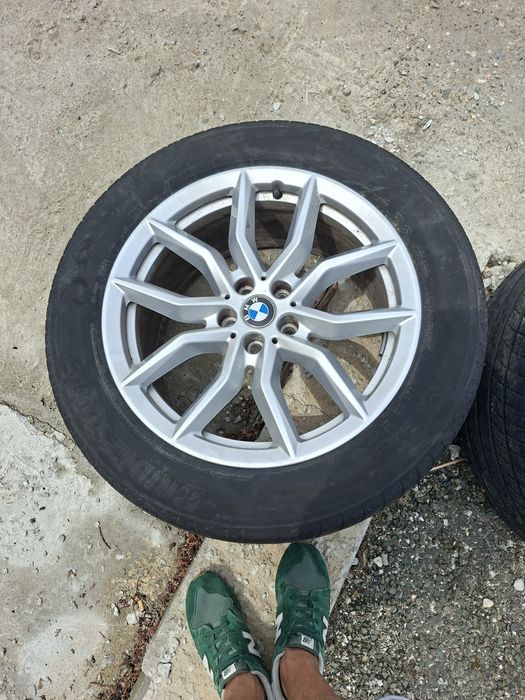 Бмв х5 х6 2021г гуми с джанти 19"