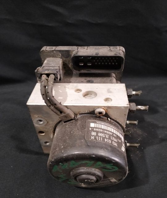 Pompa ABS 7M3614111H/ 1J0907379P 1J0907379P Skoda Octavia prima gener