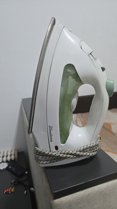 Утюг в отличном состоянии