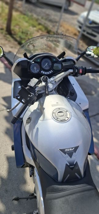 Vând motocicleta FJR1300A