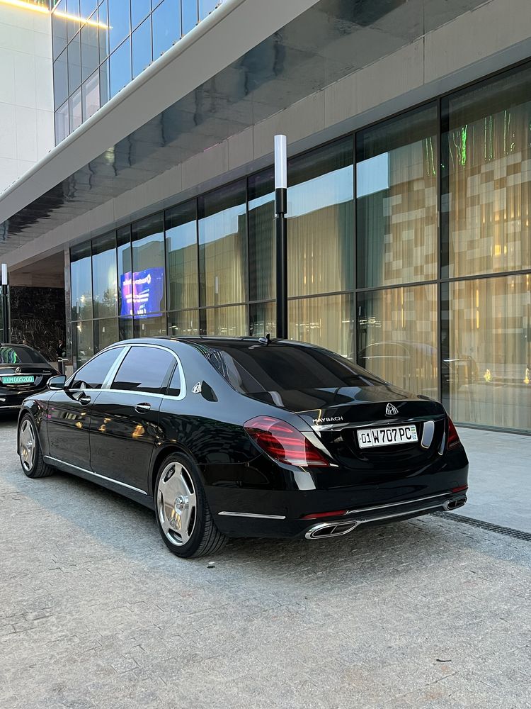 Mercedes-Benz W222 Maybach