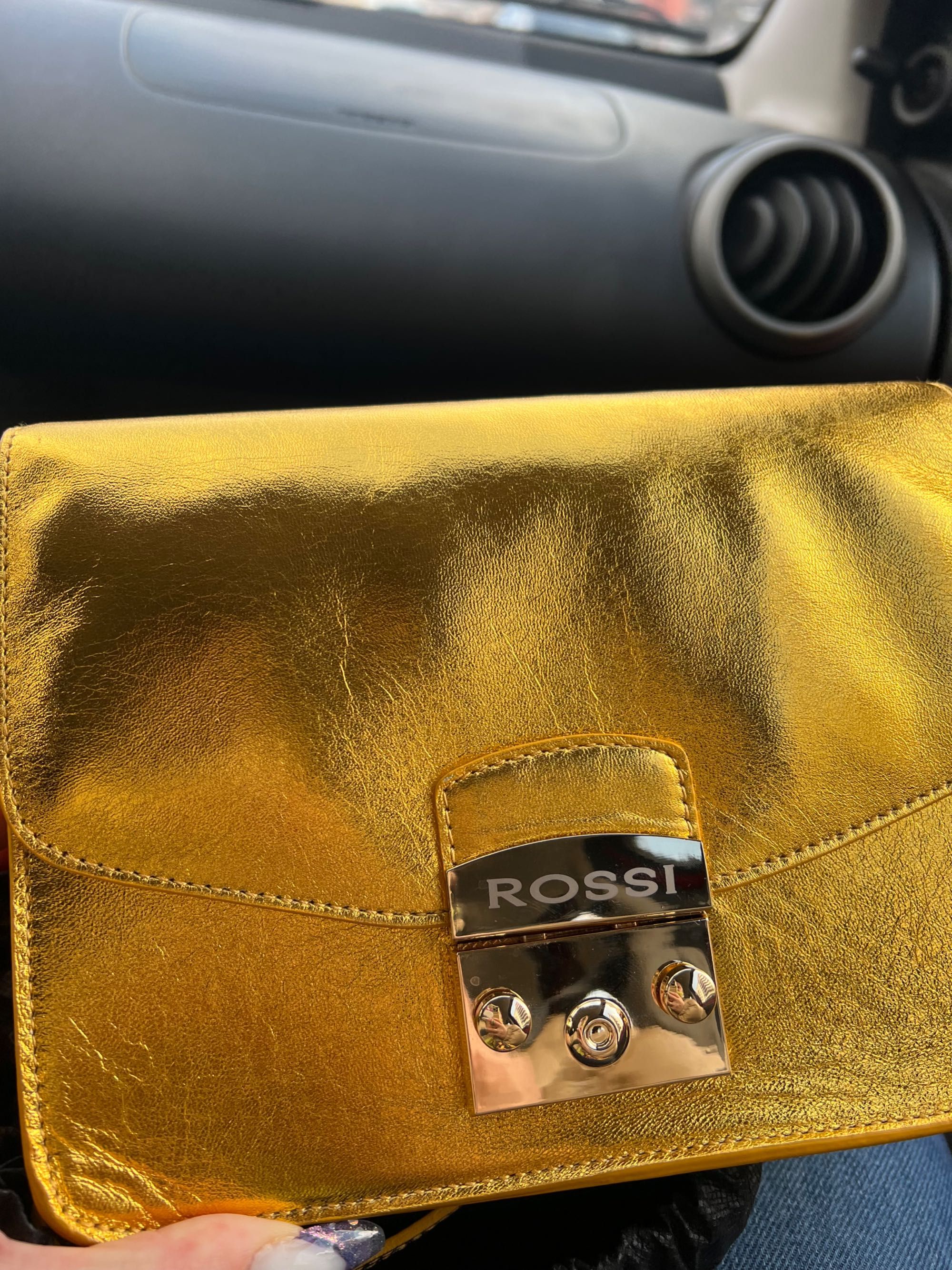 Естествена кожа чисто нова чанта Rossi