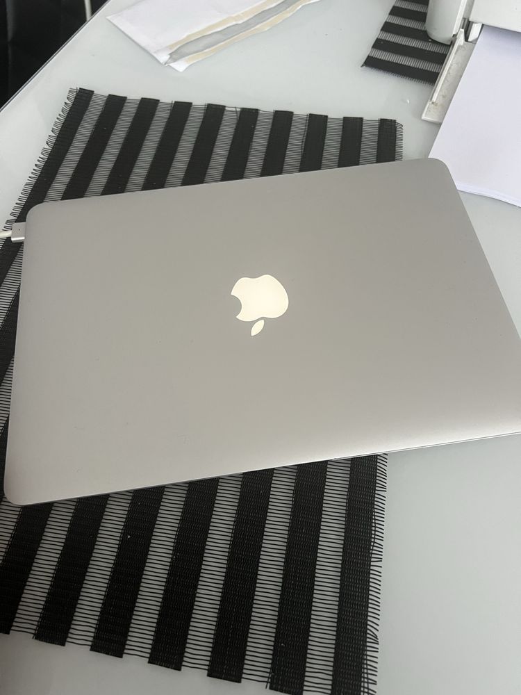 Macbook air 13’’, 256gb ssd, I5