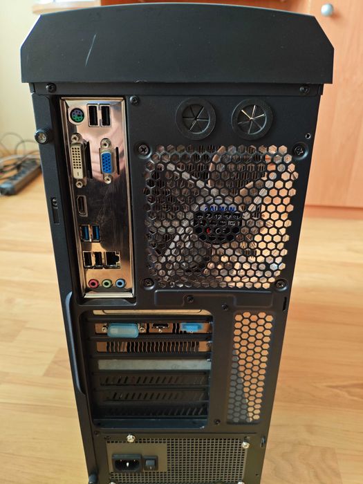 Компютър I5, 32Gb, 1,5Tb, RX560 - На части или бартер