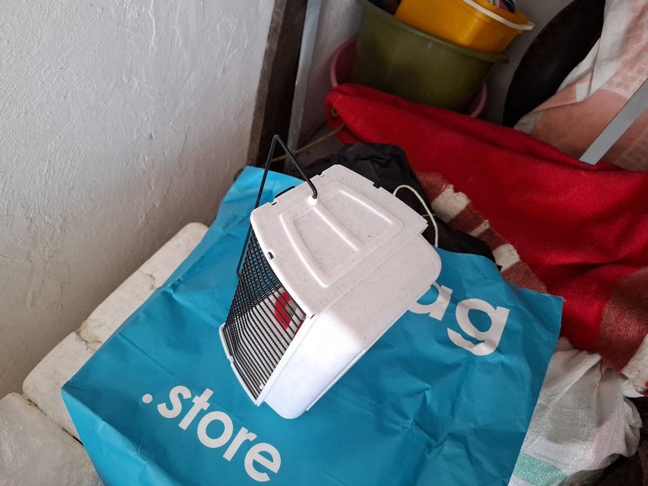 Colivie pentru peruș/hamster.