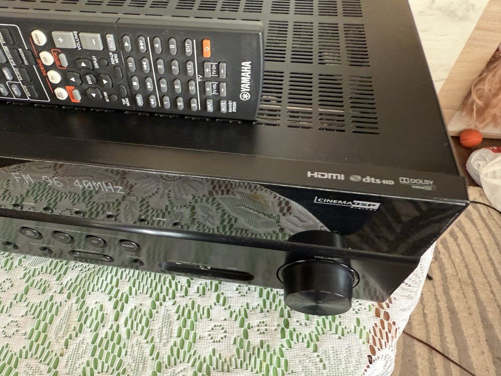 Yamaha RX-V373  resiver