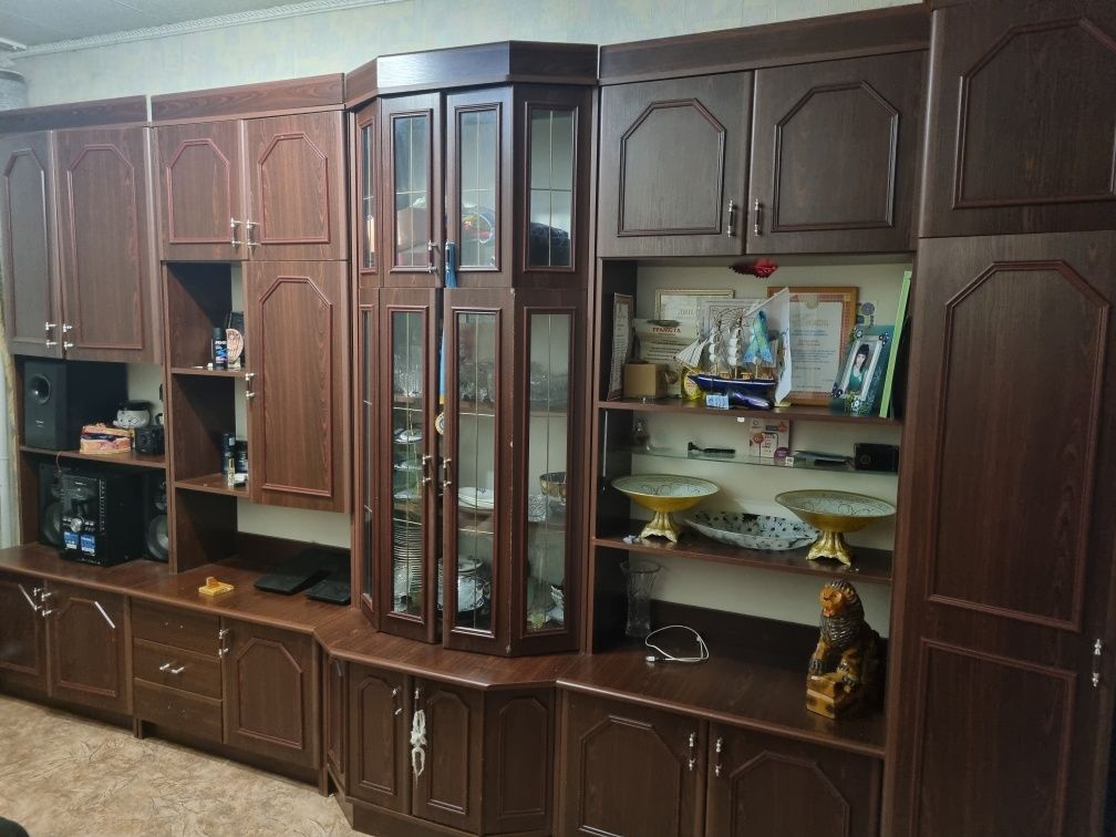 Продам стенку шкаф