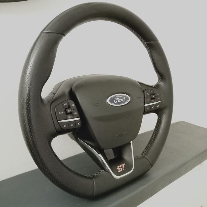 Vând volan sport Ford ST