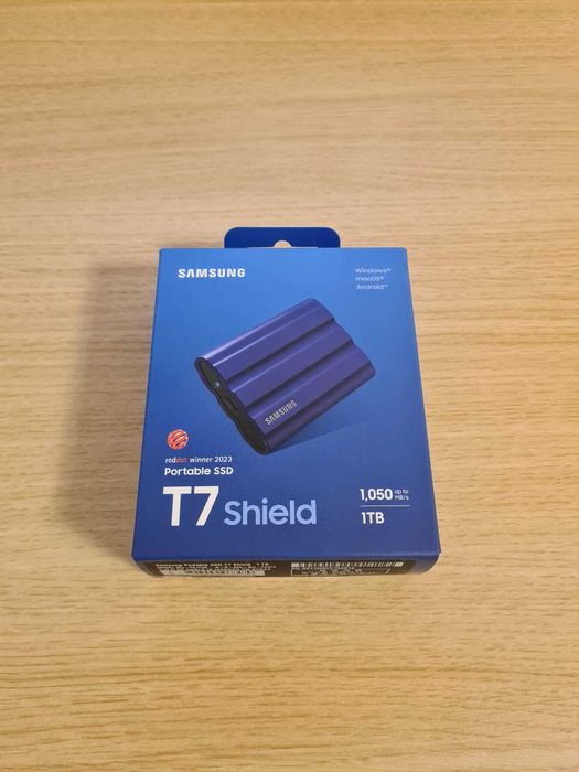 SSD Extern Portabil Samsung T7 Shield 1TB USB 3.2, NOU Sigilat