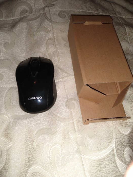 Mouse wireless nou de la Mega
