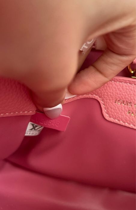 Geanta Louis Vuitton capucines piele pe comanda