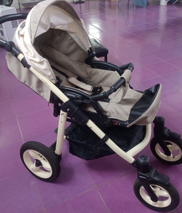 Продам коляску после химчистки