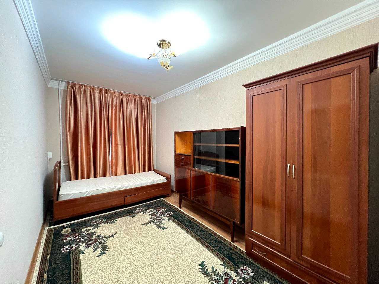 №3403. Сдам 3х-комнатную квартиру Семейной паре.