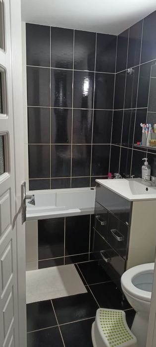 Ap 2 camere decomandat de inchiriat