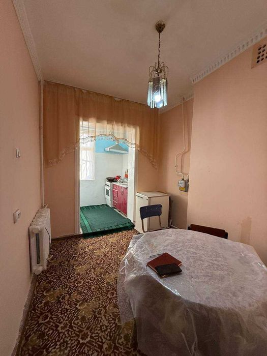 Сдается 2х комнатная квартира на 1 этаже Ориентир 5 мкр корзинка