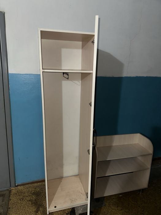 Продам мебель в прихожую