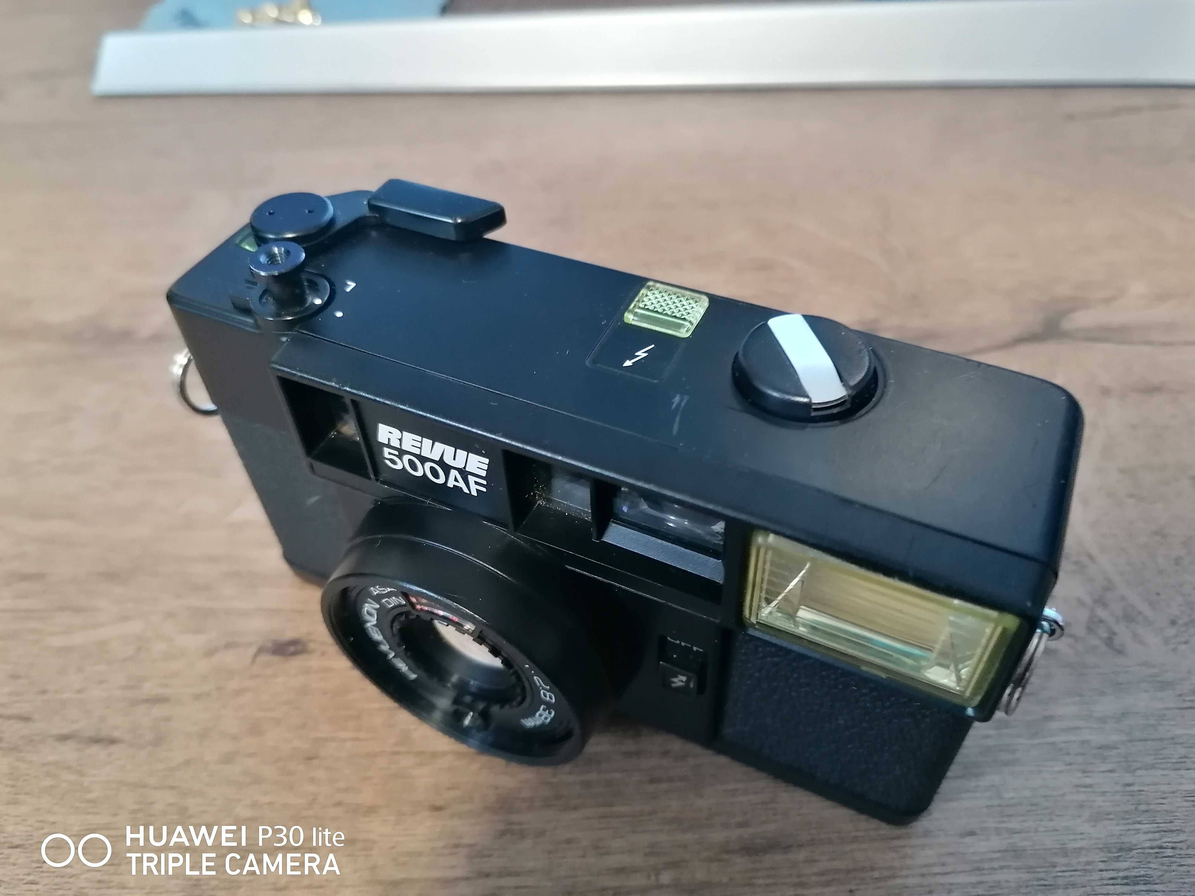 Revue 500 AF 38mm 1:2.8 Viewfinder Camera