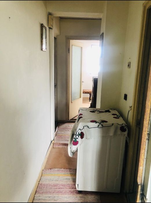 De vanzare Apartament 3 camere in Scornicesti.