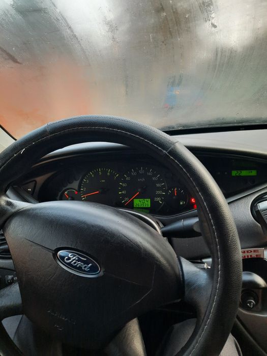 Ford Focus 1 1.6cm benzina 2004