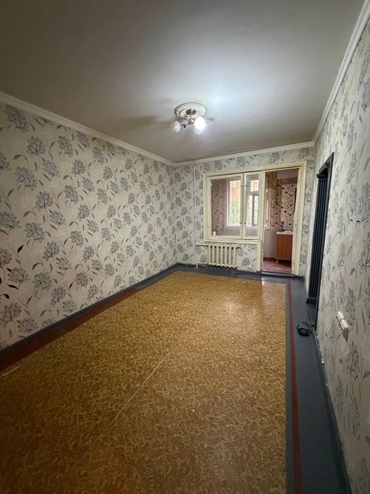 Продается квартира СРОЧНО  2³/1/4 Спутник 17 чистая.